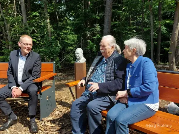Carl Richard Montag im Gespräch mit Bürgermeister Weber
